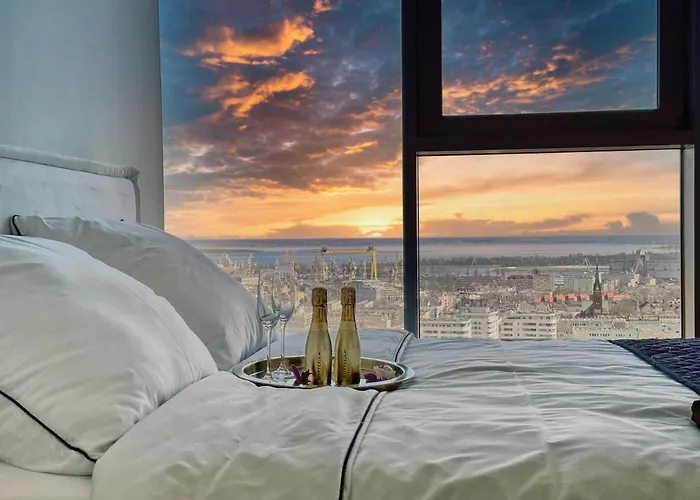 Apartament White Sky 20 Hanza Tower- Free Parking