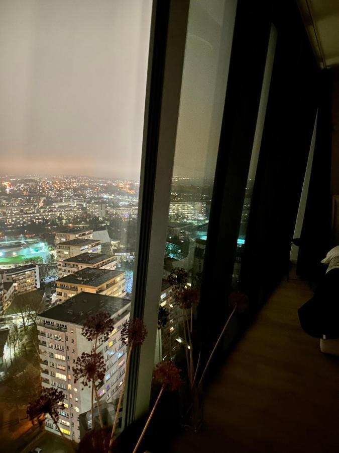 Apartment White Sky 20 Hanza Tower- Free Parking *